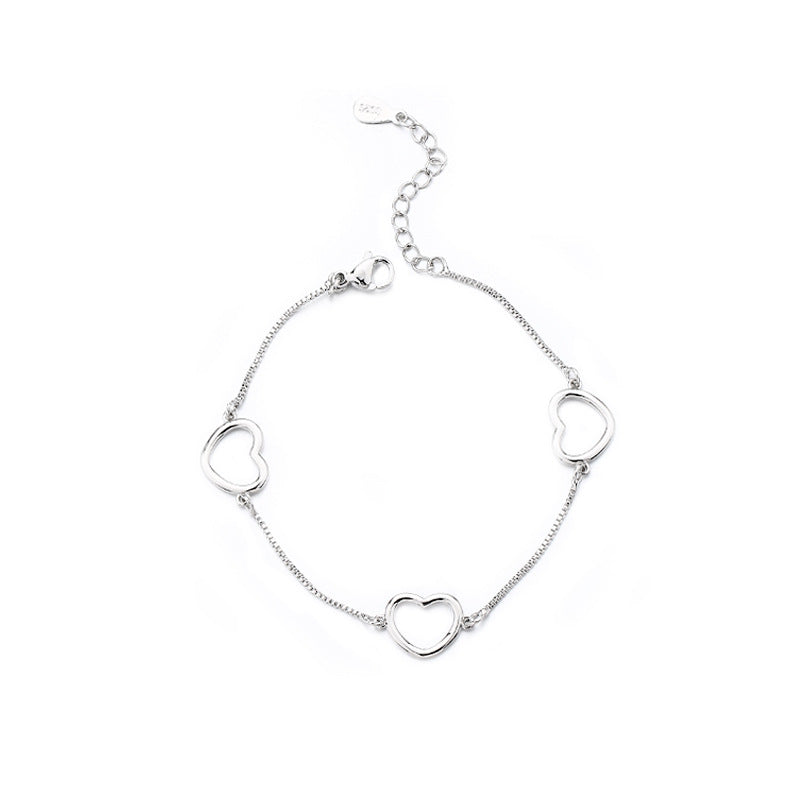 Women's Attracting Male Hollow Heart-Shaped Bracelet