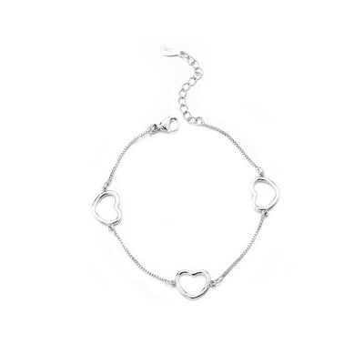 Women's Attracting Male Hollow Heart-Shaped Bracelet