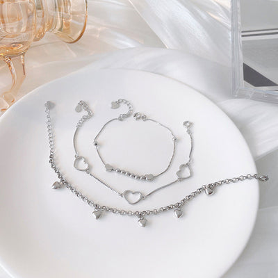 Women's Attracting Male Hollow Heart-Shaped Bracelet