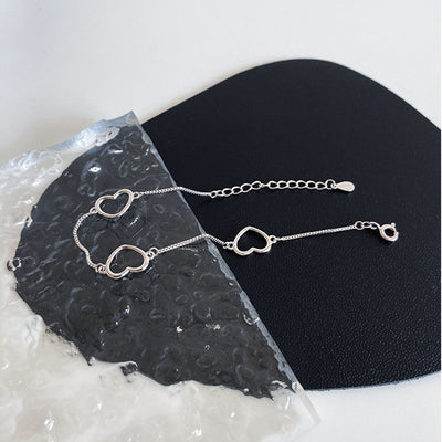 Women's Attracting Male Hollow Heart-Shaped Bracelet