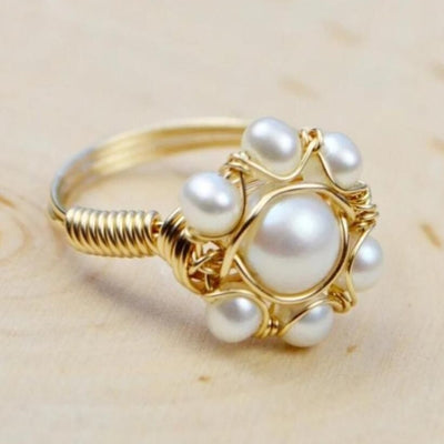 Entry Lux Inlaid Pearl Exquisite Ring