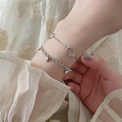 Women's Attracting Male Hollow Heart-Shaped Bracelet