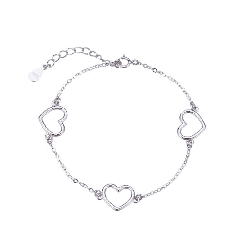 Women's Attracting Male Hollow Heart-Shaped Bracelet